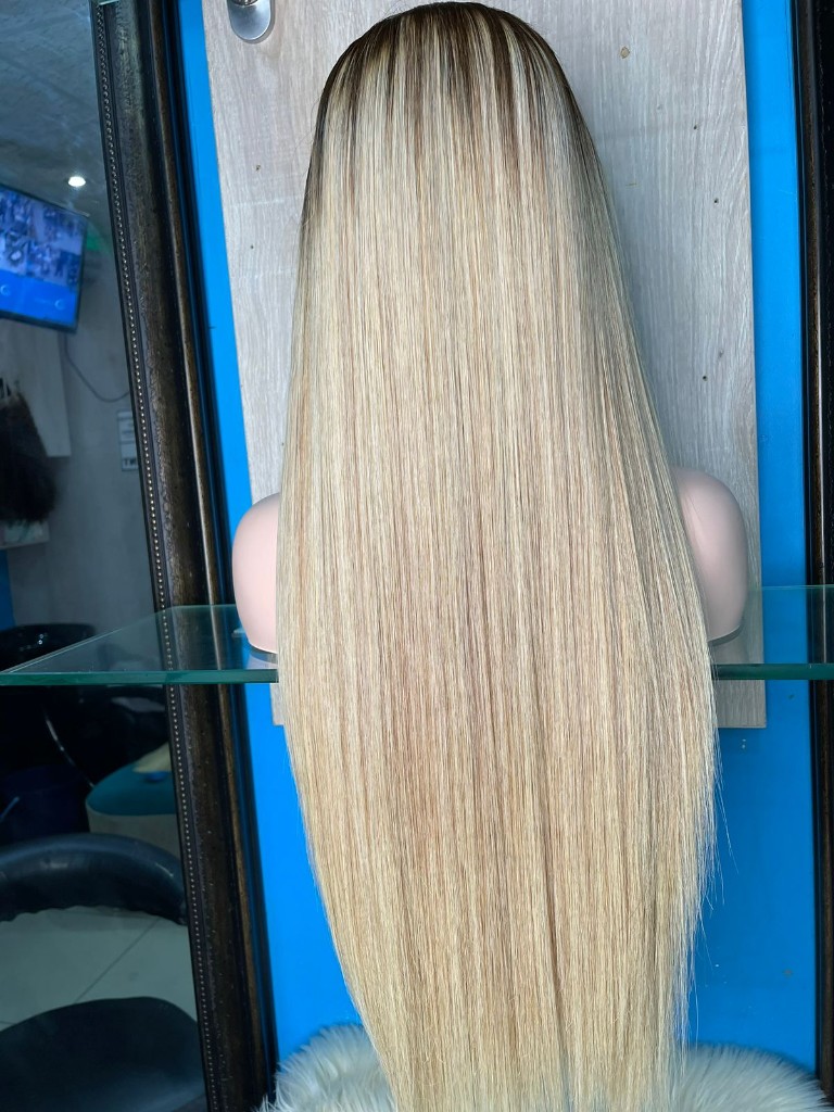 Blonde balayage unit